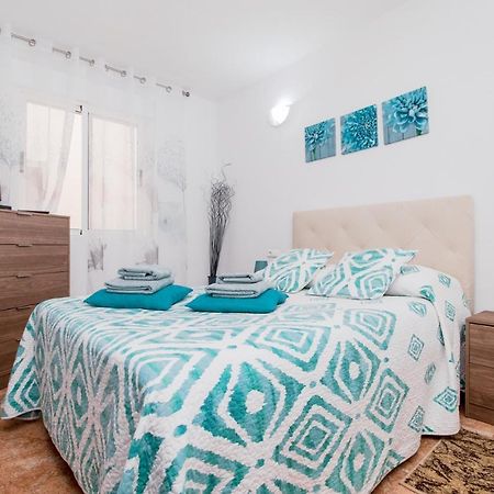 Apartment Tomillo ตอร์เรเวียคา ภายนอก รูปภาพ